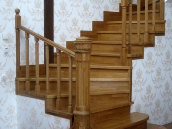 лестницы из дерева